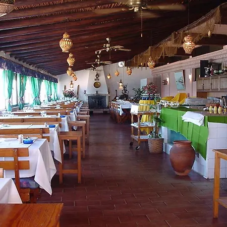 Hotel Aeromar 3*