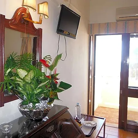 Aeromar Hotel